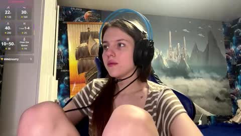 Snapshot of melonygriffen chatting on 02/26/26, 03:00 Hi Im Aria 18 years old online show from 02/26/26, 03:00