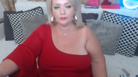 melyssamilfxxx online show from 09/19/25, 04:25