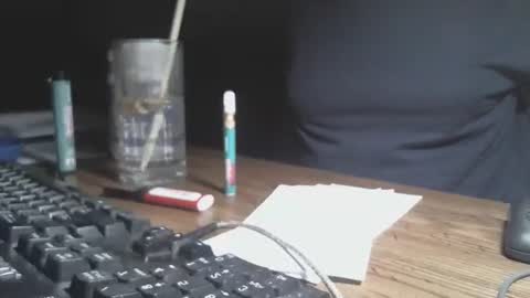 Snapshot of memberjames chatting on 02/09/25, 03:43 I am usually high and horny...lol online show from 02/09/25, 03:43