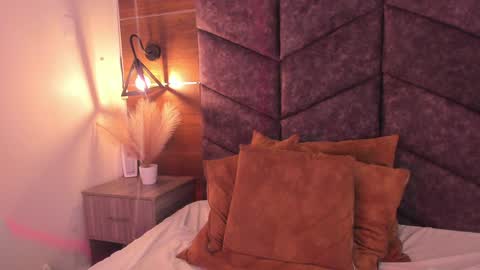  Memphis Williams  online show from 02/08/25, 09:24