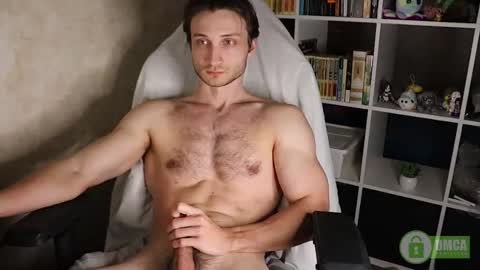 Snapshot of memuro_one chatting on 12/18/25, 10:54 Nick online show from 12/18/25, 10:54