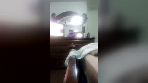 Snapshot of men_seeker956tx chatting on 07/03/26, 04:52 men_seeker956tx online show from 07/03/26, 04:52