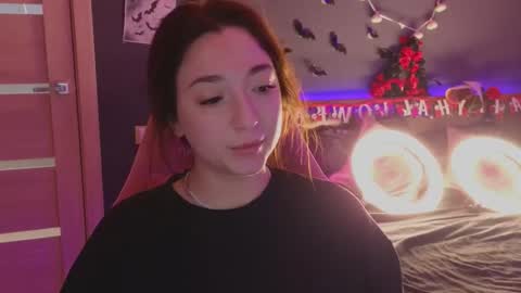 Mencialo online show from 10/27/25, 02:04