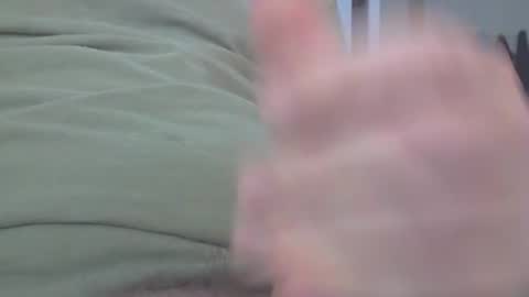 Snapshot of menuke chatting on 12/08/24, 01:46 Manuke online show from 12/08/24, 01:46