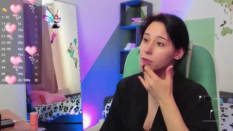 Snapshot of meomeee chatting on 10/19/25, 11:55 Meo online show from 10/19/25, 11:55