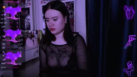 Snapshot of meow_marie chatting on 12/13/25, 10:26 meow marie online show from 12/13/25, 10:26