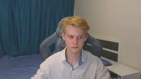 Mickey online show from 10/26/25, 04:13