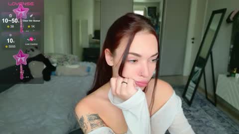 Megan online show from 05/05/26, 05:04