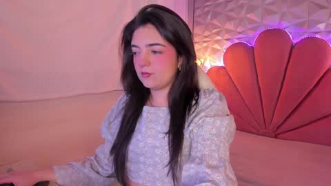    online show from 02/04/25, 04:39