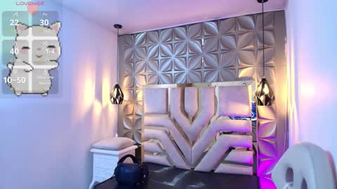    online show from 09/21/25, 07:48