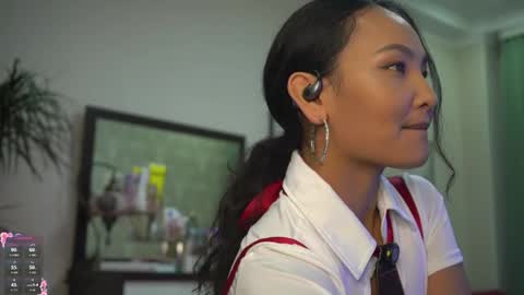 Snapshot of mercedesss_8 chatting on 02/10/26, 12:09 Next show on 03 Dec online show from 02/10/26, 12:09