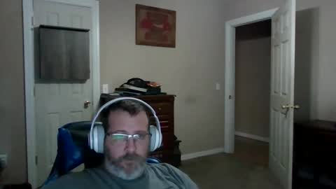 Snapshot of mercer1977 chatting on 03/15/26, 10:27 mercer1977 online show from 03/15/26, 10:27