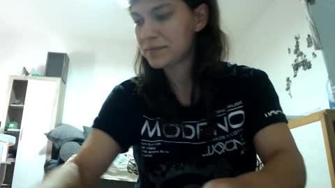 Miss Helena online show from 11/02/25, 12:29