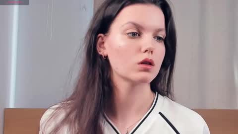 Snapshot of mercymanrriquez chatting on 03/24/26, 07:35 Miya online show from 03/24/26, 07:35