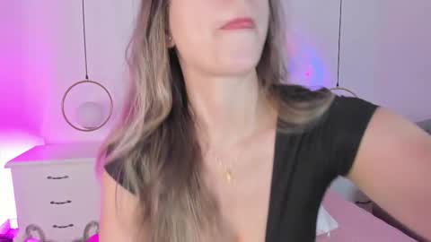   online show from 10/28/25, 07:16