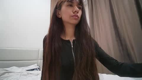 Snapshot of meriannabell chatting on 01/11/26, 12:37 meriannabell online show from 01/11/26, 12:37