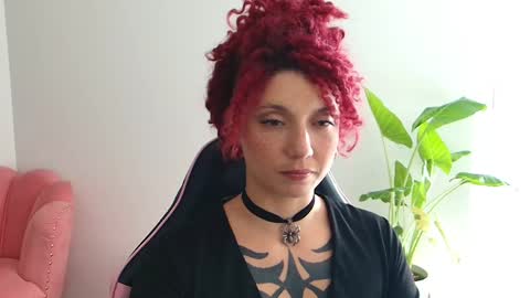 Snapshot of merida__freckles chatting on 04/11/26, 04:11 Miss Freckles online show from 04/11/26, 04:11