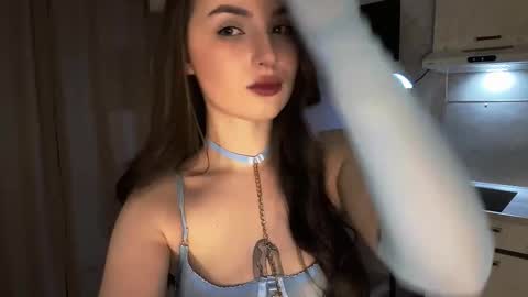 Snapshot of meridethvilca chatting on 02/10/26, 06:01 Rina online show from 02/10/26, 06:01