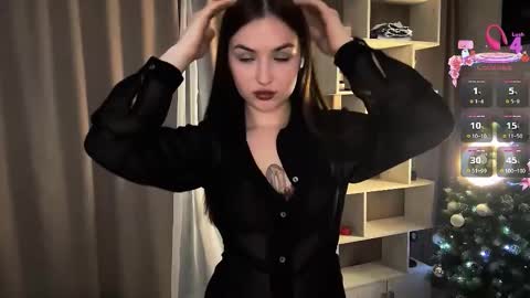 Snapshot of meridethvilca chatting on 02/19/26, 06:15 Rina online show from 02/19/26, 06:15