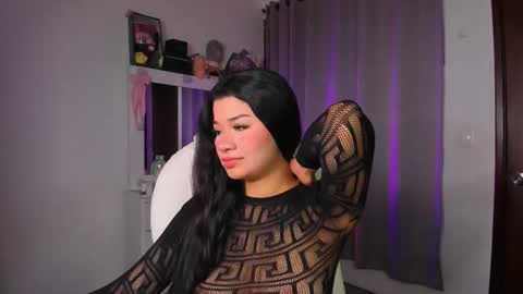 instagram fernandatoloza01  online show from 12/02/25, 12:27