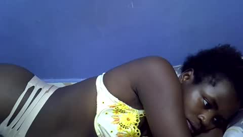 merlin_queen online show from 10/30/25, 07:25