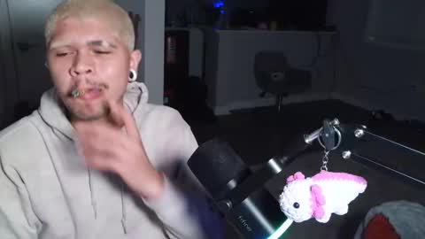 Snapshot of merlinharriss chatting on 01/07/26, 05:54 Merlinz Magic online show from 01/07/26, 05:54