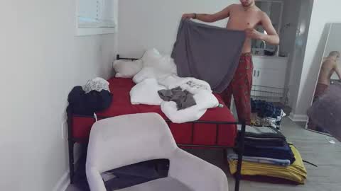 Snapshot of merlinharriss chatting on 01/12/26, 10:26 Merlinz Magic online show from 01/12/26, 10:26