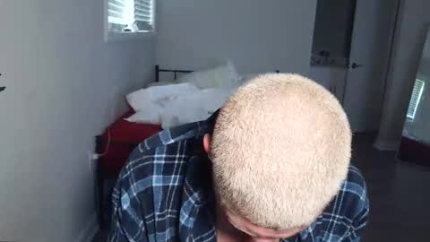 Snapshot of merlinharriss chatting on 01/13/26, 02:22 Merlinz Magic online show from 01/13/26, 02:22