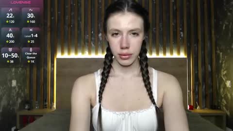 Snapshot of merry_sweets chatting on 01/15/25, 10:02 Emilia online show from 01/15/25, 10:02