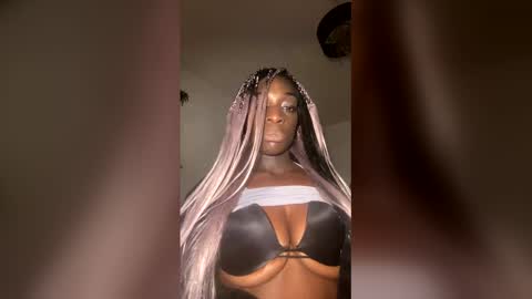 Alexismerton online show from 05/26/26, 06:37