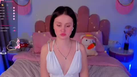 Anna online show from 02/11/25, 09:53