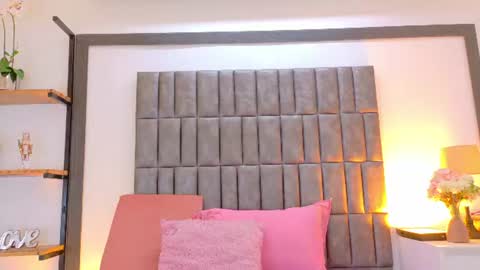 Mery Stone online show from 06/20/26, 04:37