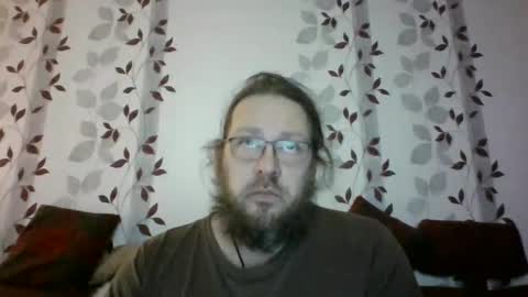 Snapshot of metallbuddy chatting on 12/19/24, 06:45 ask me online show from 12/19/24, 06:45