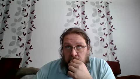 Snapshot of metallbuddy chatting on 01/05/25, 10:10 ask me online show from 01/05/25, 10:10