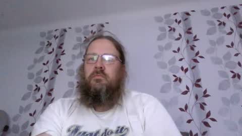 Snapshot of metallbuddy chatting on 09/22/25, 05:31 ask me online show from 09/22/25, 05:31