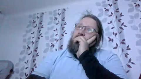 Snapshot of metallbuddy chatting on 01/07/26, 06:49 ask me online show from 01/07/26, 06:49