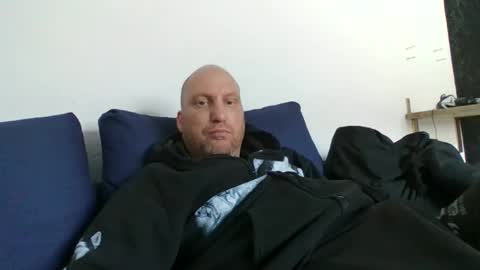 Snapshot of metaller123456 chatting on 03/21/26, 01:37 metaller123456 online show from 03/21/26, 01:37