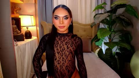 Snapshot of metawinathan chatting on 11/12/25, 12:49 myka online show from 11/12/25, 12:49