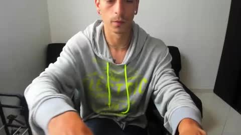 Snapshot of methodicxxx chatting on 02/16/25, 12:32 xxxxxxxxxmethodicxxxxxxxxx online show from 02/16/25, 12:32