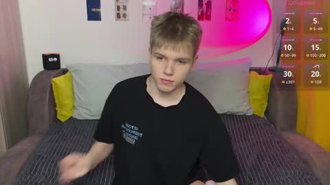 Snapshot of metratok chatting on 02/13/26, 04:03 Arthur online show from 02/13/26, 04:03