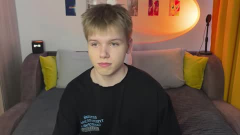 Snapshot of metratok chatting on 03/03/26, 03:51 Arthur online show from 03/03/26, 03:51