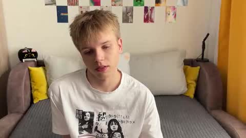 Snapshot of metratok chatting on 03/18/26, 11:13 Arthur online show from 03/18/26, 11:13