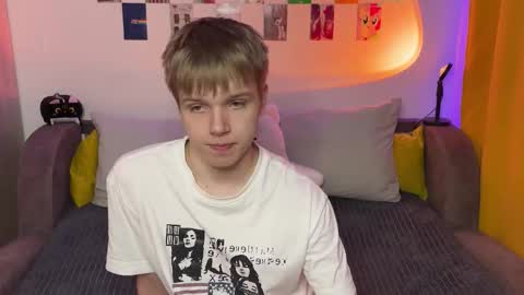 Snapshot of metratok chatting on 03/21/26, 12:59 Arthur online show from 03/21/26, 12:59