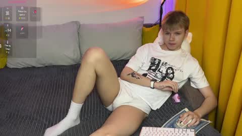 Snapshot of metratok chatting on 03/25/26, 06:36 Arthur online show from 03/25/26, 06:36