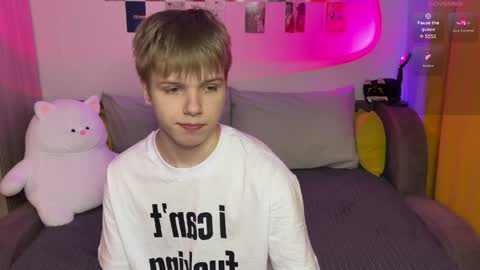 Snapshot of metratok chatting on 03/31/26, 09:26 Arthur online show from 03/31/26, 09:26