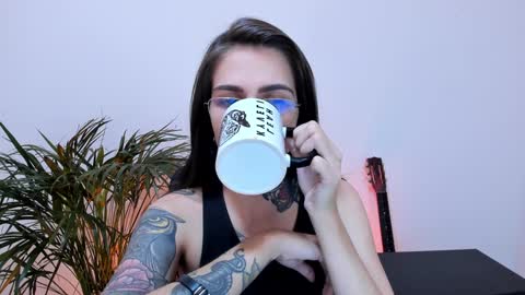 Meurif online show from 01/26/25, 10:23