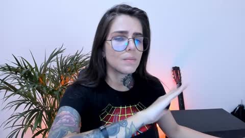 Meurif online show from 02/07/25, 02:04