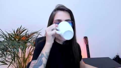 Meurif online show from 02/10/25, 07:07