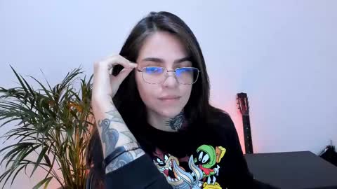 Meurif online show from 02/15/25, 02:11