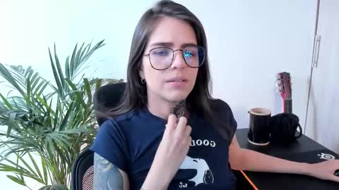 Meurif online show from 10/25/25, 01:18